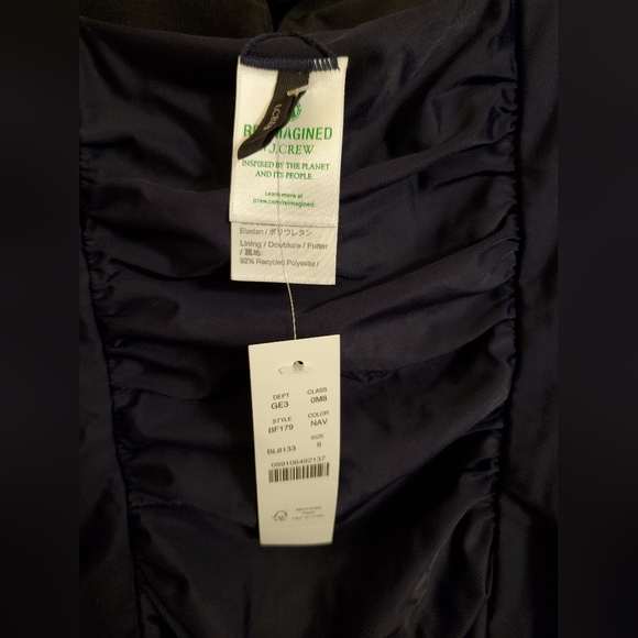 J Crew Ruched Squareneck One Piece in Navy, size 6 - Picture 3 of 3